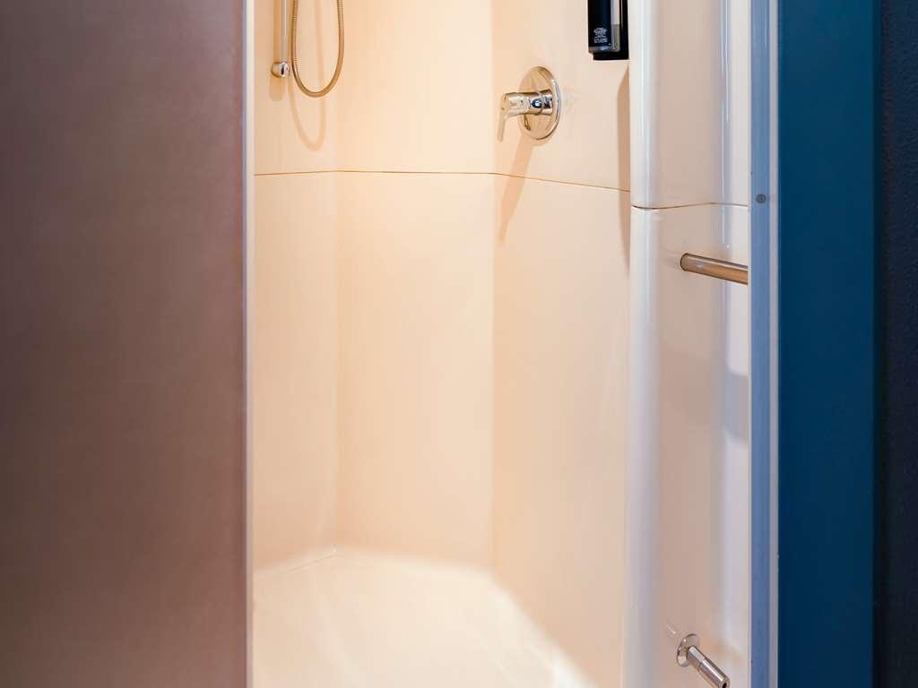 Ibis Budget Lyon Villeurbanne Ruang foto