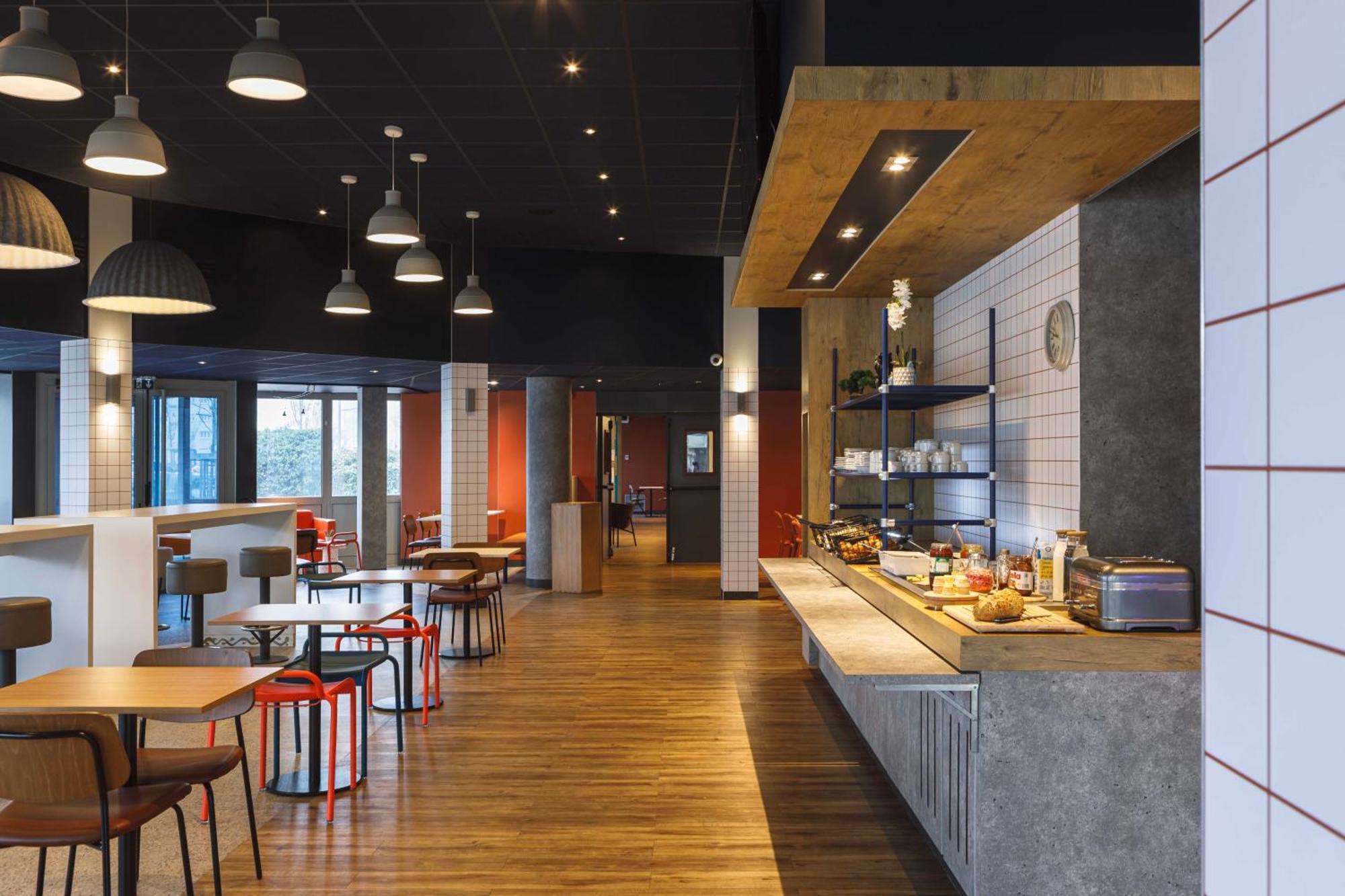 Ibis Budget Lyon Villeurbanne Bagian luar foto