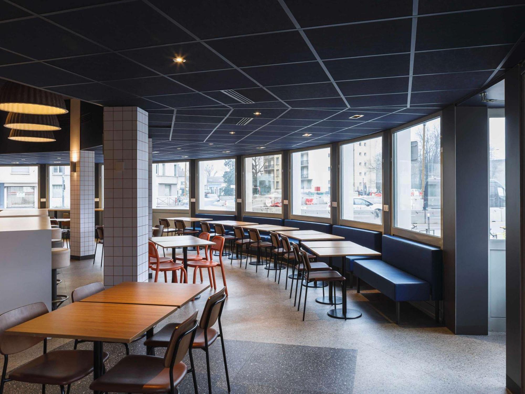Ibis Budget Lyon Villeurbanne Bagian luar foto